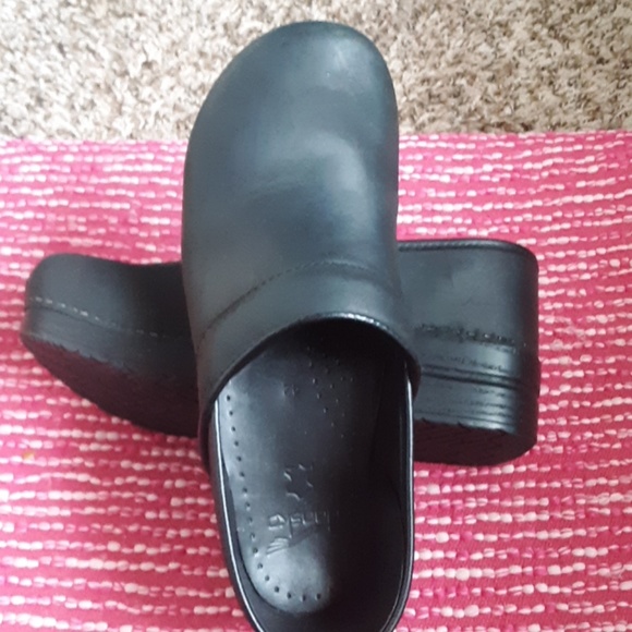 Dansko shoes - Picture 4 of 4